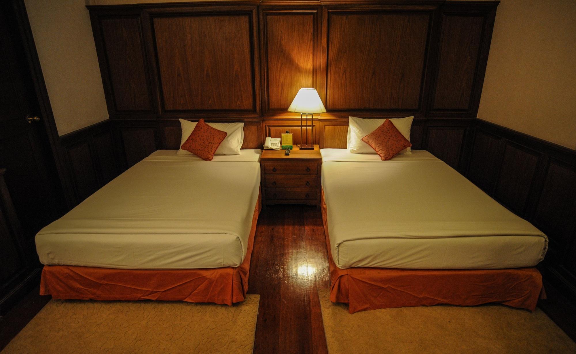 Ban Pong  Suan Bua Hotel & Resort מראה חיצוני תמונה