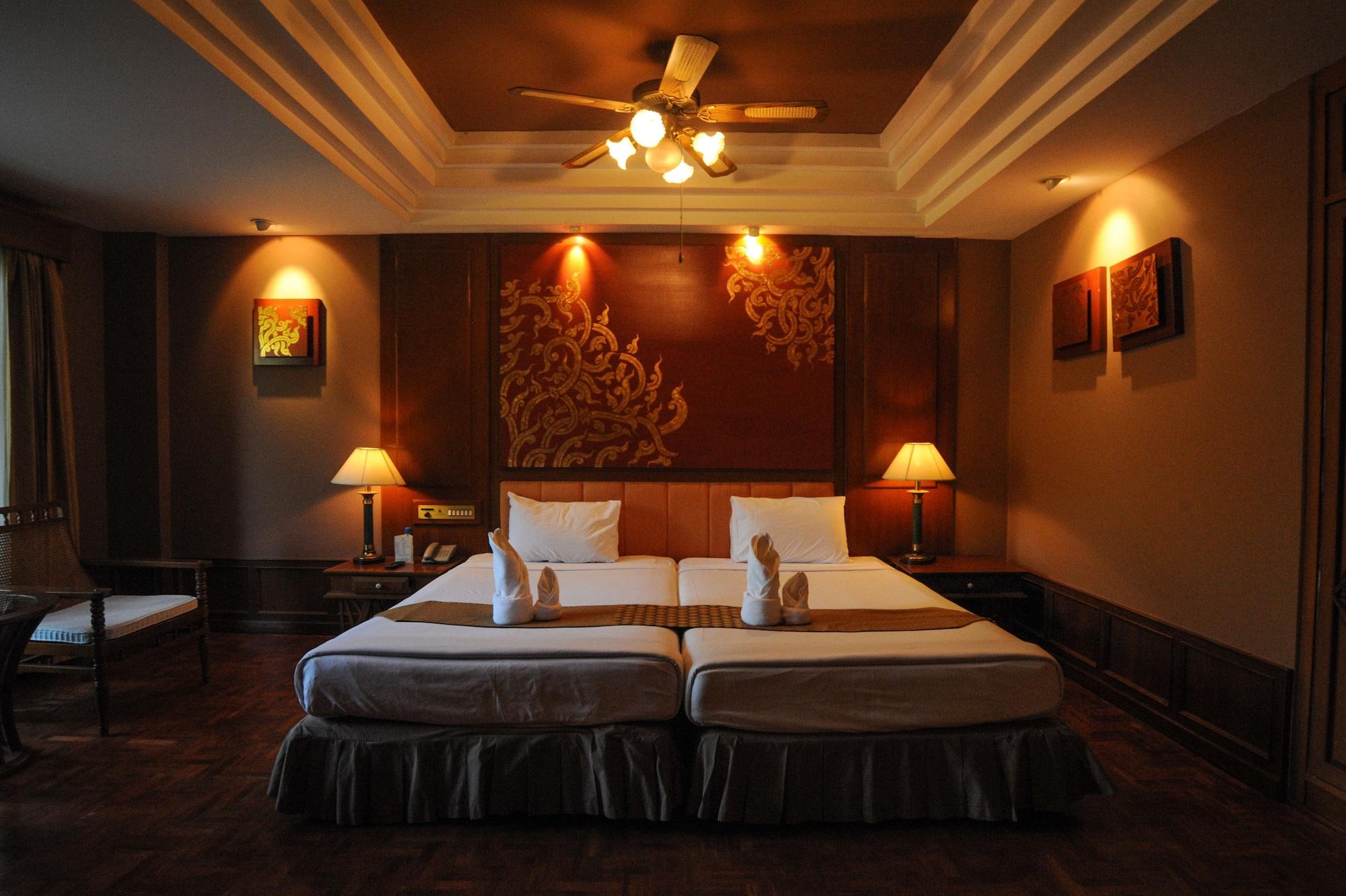Ban Pong  Suan Bua Hotel & Resort מראה חיצוני תמונה
