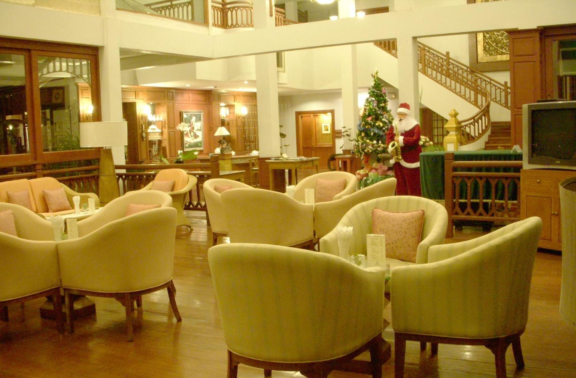 Ban Pong  Suan Bua Hotel & Resort מראה חיצוני תמונה
