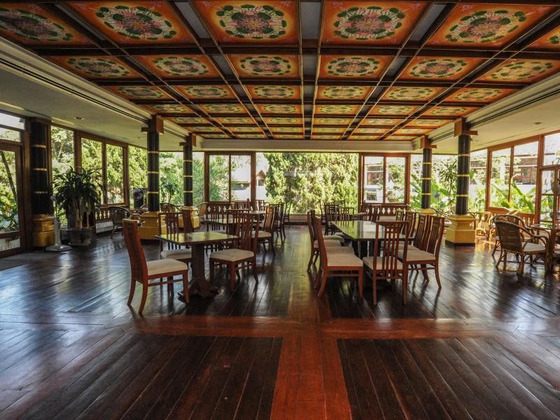 Ban Pong  Suan Bua Hotel & Resort מראה חיצוני תמונה