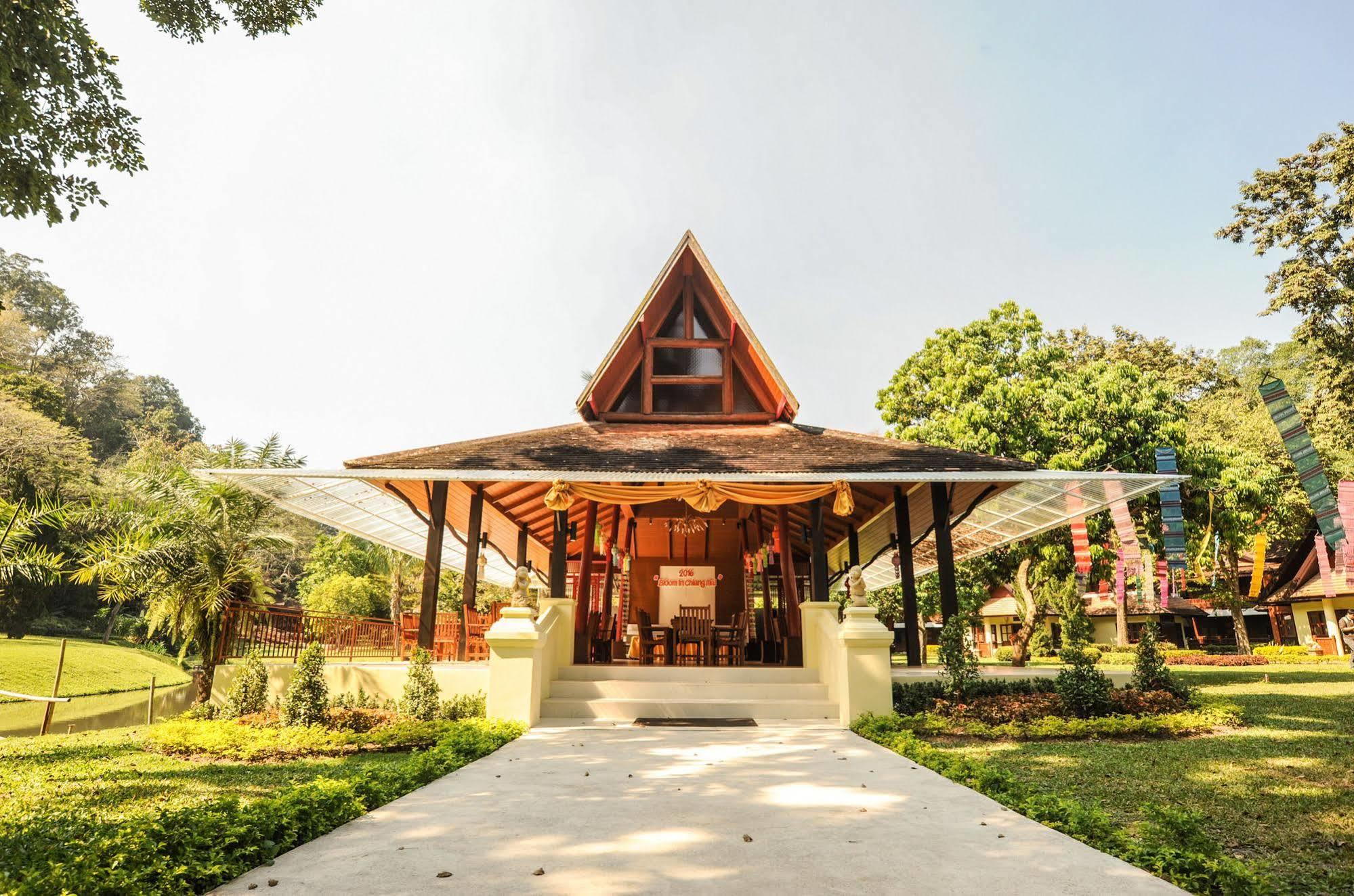 Ban Pong  Suan Bua Hotel & Resort מראה חיצוני תמונה